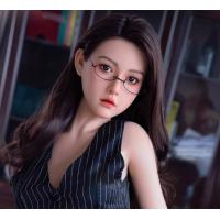 300号日本实体娃娃，内置合金瑜珈骨架，可摆任意姿势，S级蜡像工艺永久精致妆容。智能叫床，阴部夹吸，柔软果冻胸，全身青筋血管16层涂妆，真人手感仿真女友，乳、阴、肛、口、足、手，6交体验，无需戴套。支持发货前视频验货，满意再发货，不满意退款